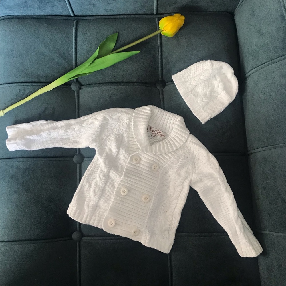 White cardigan with matching hat 0-3 mon